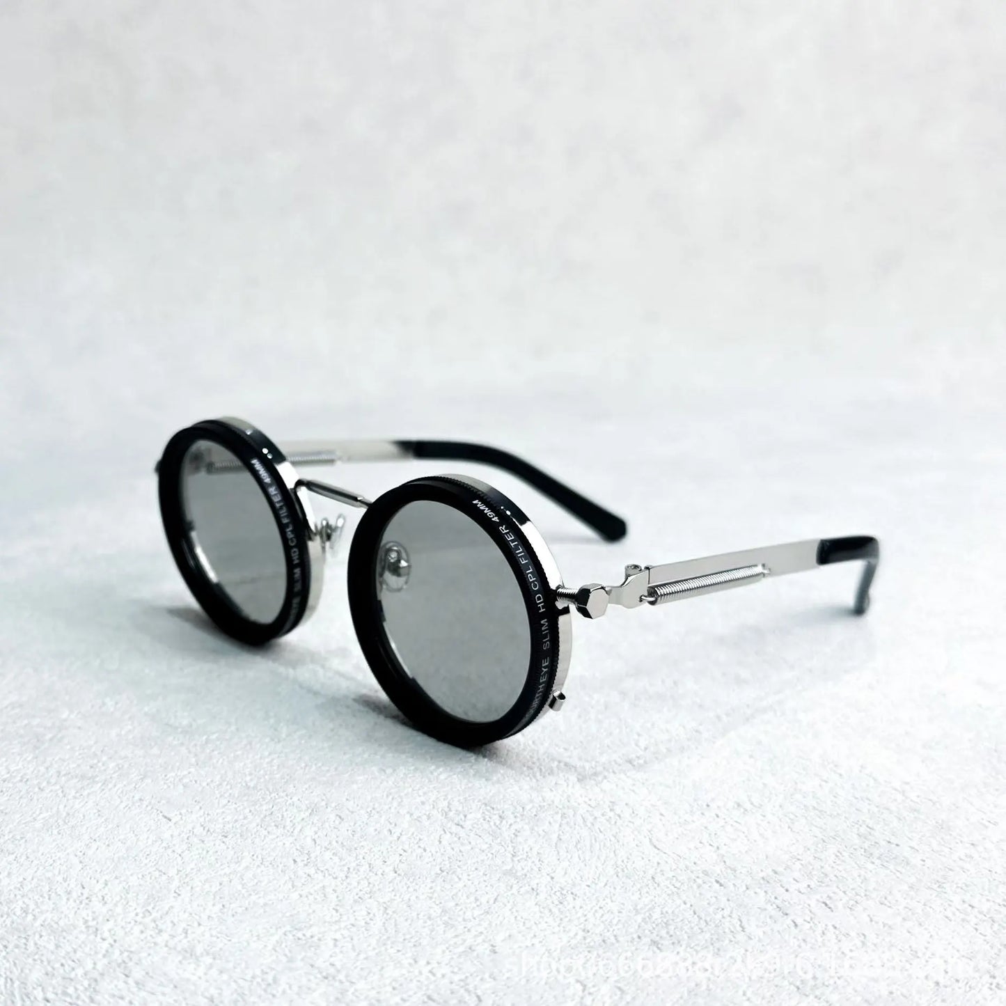 Adjustable dimming sunglasses
