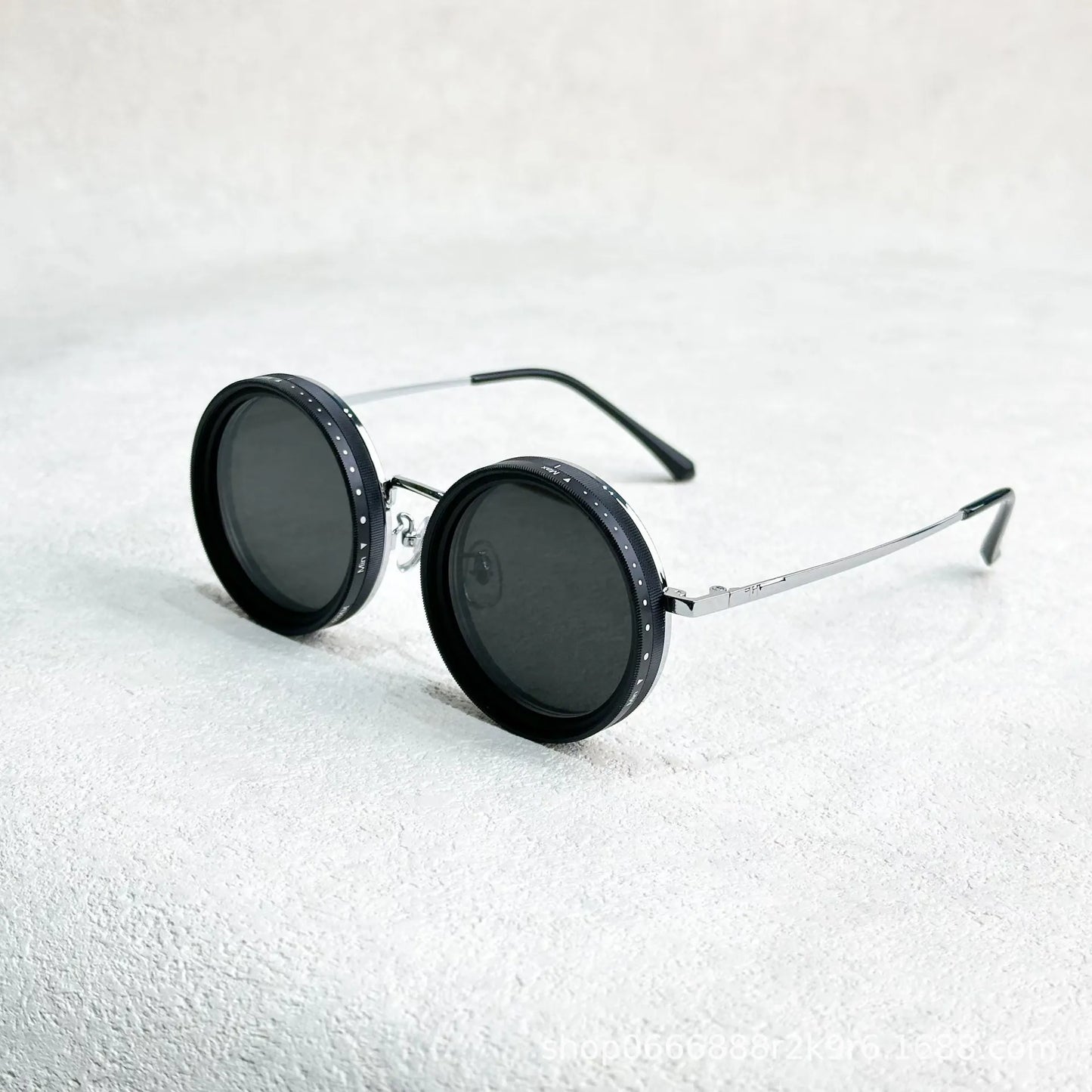 Adjustable dimming sunglasses